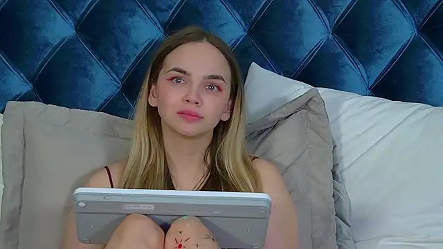 AnitaVenture live XXX chat