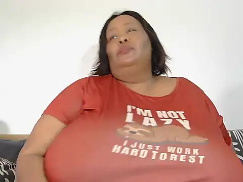 nancy111 Adlı Modelin Canlı XXX Sohbeti