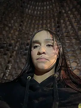 XXX chat uživo modela Isabella-Teen