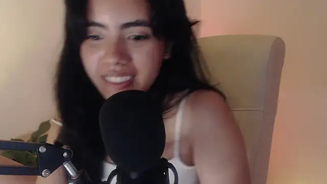 Mia_lali: απευθείας συνομιλία ΧΧΧ