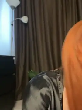 LittleFox___ Adlı Modelin Canlı XXX Sohbeti