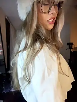 Im_sophiie's Live XXX Chat