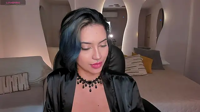 KayraLanne Adlı Modelin Canlı XXX Sohbeti