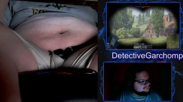 XXX chat uživo modela DetChompy