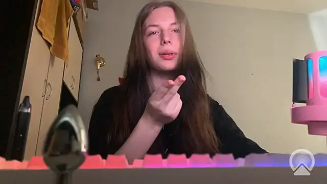 britneylovely 网络视讯表演