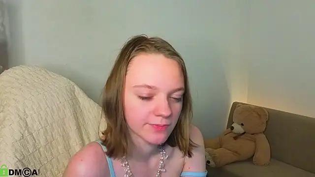 Olivia_Riesz 即時 XXX 聊天