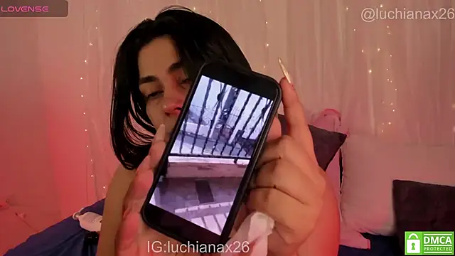 XXX chat uživo modela lucy26_