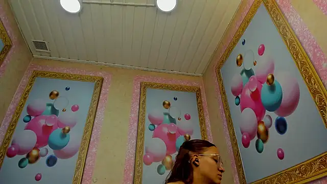 Chatroom XXX en direct de Jadde_Greyy_