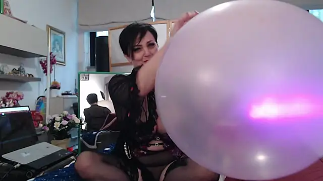 lucillabollente Show Webcam