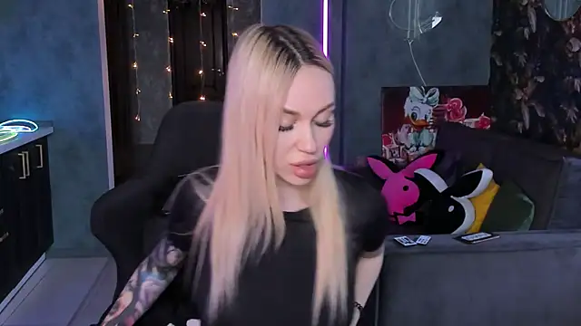 Blckmirrorr's Live XXX Chat