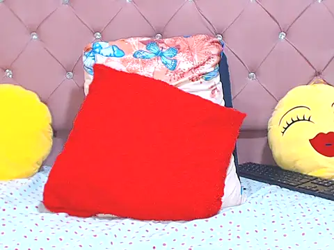 emassquirt29 – Naživo XXX chat