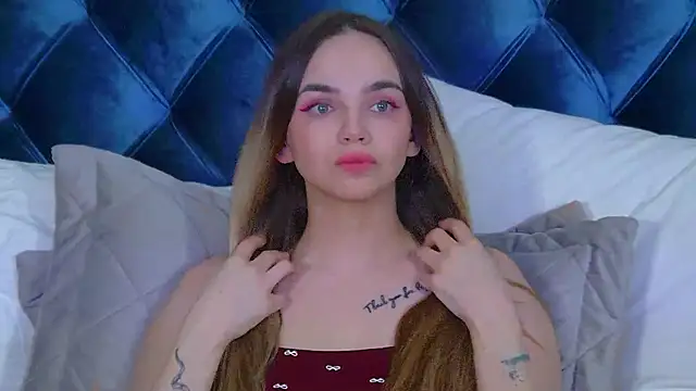 Chat +18 de AnitaVenture ao vivo