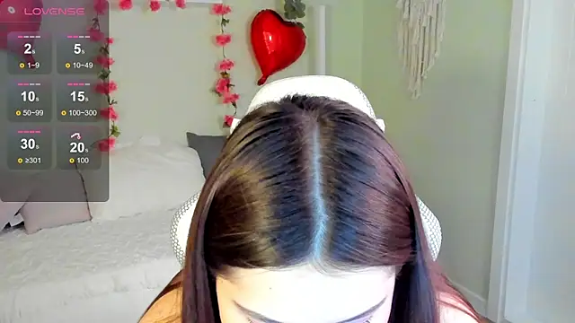 Chat +18 de KatrineEvvans ao vivo