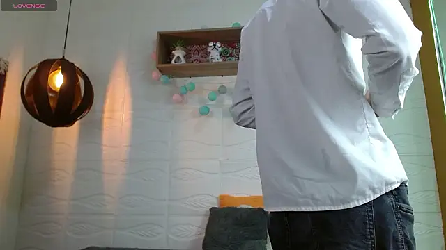 paullcb Live XXX Chat