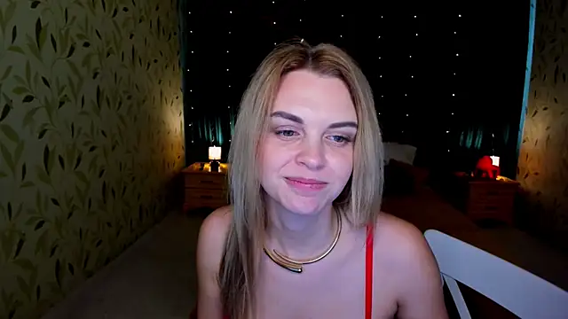 LunaFlinn's Live XXX Chat