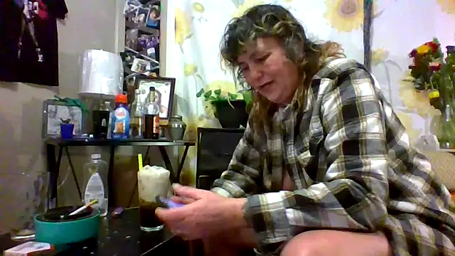 Bored_Grandma Live XXX-Chat