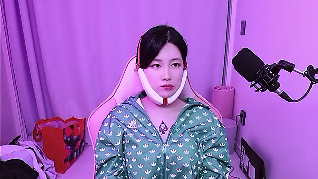 Czat XXX na żywo – MISA_02