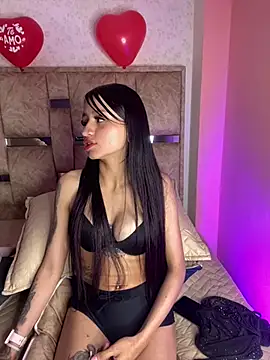 Show modela Lauraaa_pink18 na web-kameri