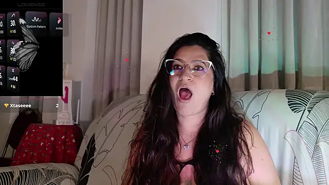 Czat XXX na żywo – DeesseLuxure