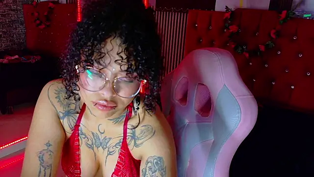 mia_hernnandez Live XXX Chat