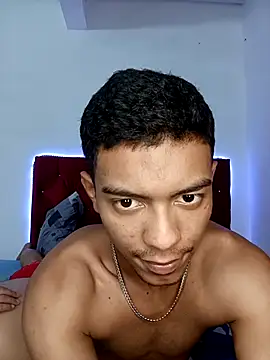 Nucita_hot69 现场XXX聊天