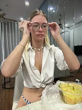 -Sexy_Barbie-'s Live XXX Chat