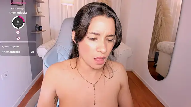 دردشة hanna_mils الجنسية المباشرة