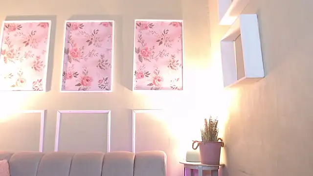 CurlyDani Chat XXX live