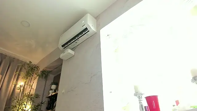 IsabelaStefano Adlı Modelin Canlı XXX Sohbeti