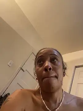 moneymvkngbucks webcam show