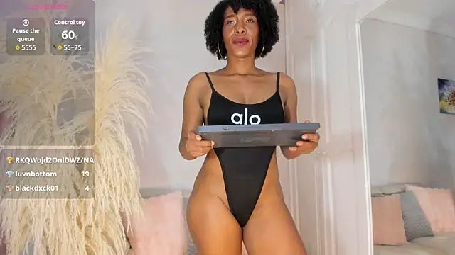 CardyKambell1 Live XXX-chat