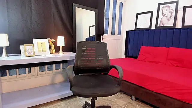 Chat +18 de ElizabethBell_ ao vivo