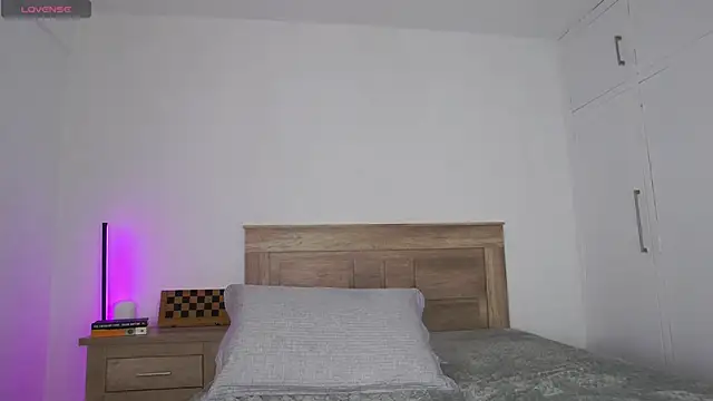 Arilas_'s Live XXX Chat