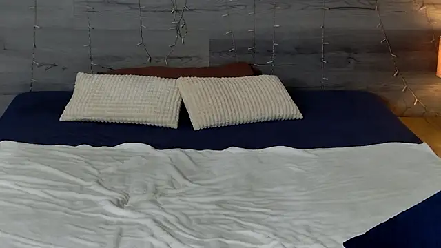 hornyb33_'s Live XXX Chat