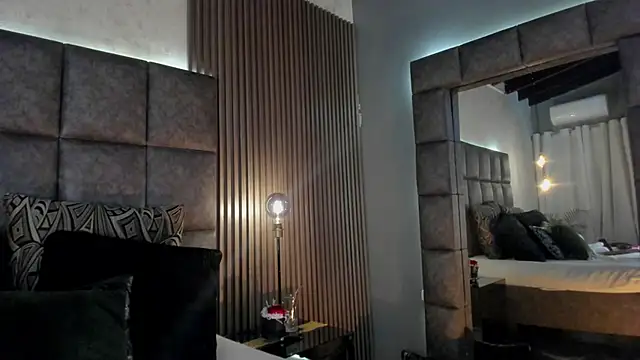 BrigitteVons live XXX chat