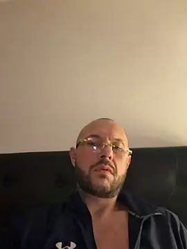 Guitccch – Kamerová šou