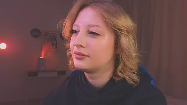 nikapie: онлайн-секс-чат