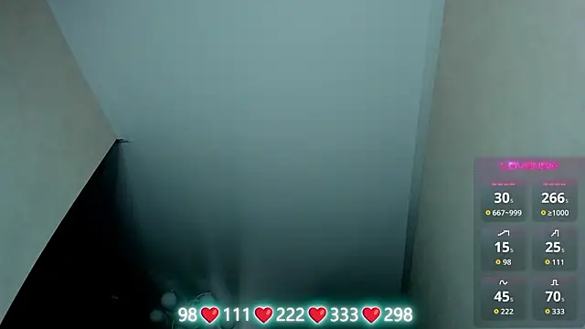 Olivia_Munk Pertunjukan Webcam