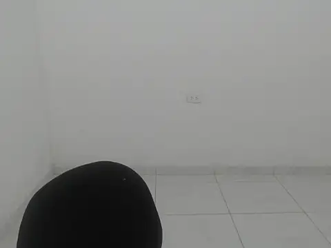 estefania224 élő XXX-chatje