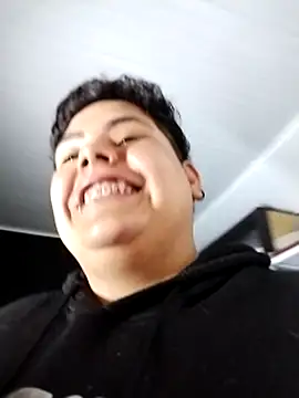 Hailey_Curvy élő XXX-chatje