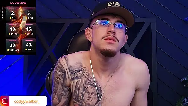 CodyWalkerR Show in webcam