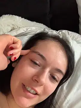 Chat +18 de Goddess-Saysay7 ao vivo