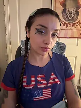 Živý XXX chat CharmingMaddie