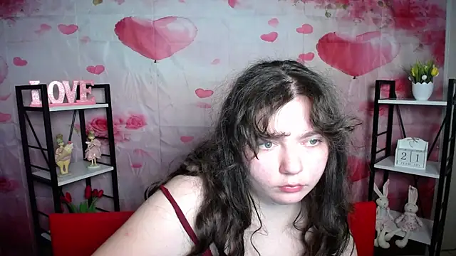 NeonilaLisova 现场XXX聊天