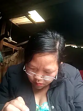 riso-00 – Naživo XXX chat