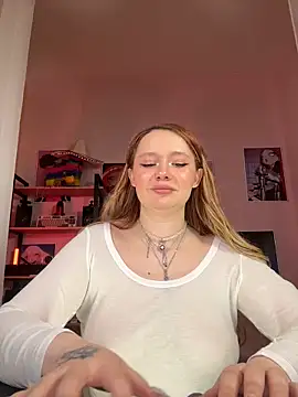 carolina_elf élő XXX-chatje