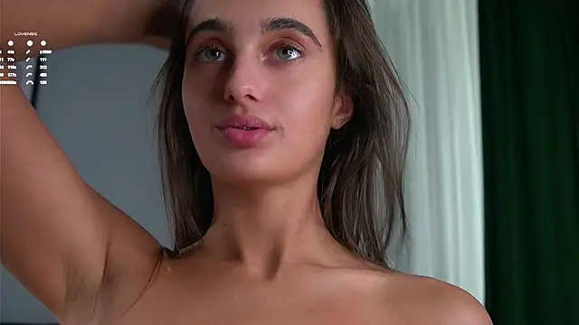 PiquingOgalala Adlı Modelin Canlı XXX Sohbeti