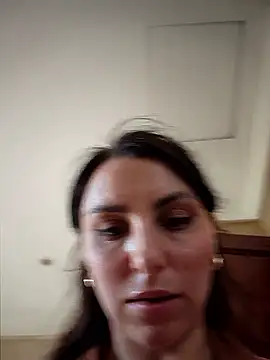 Izabella_BellaのライブXXXチャット