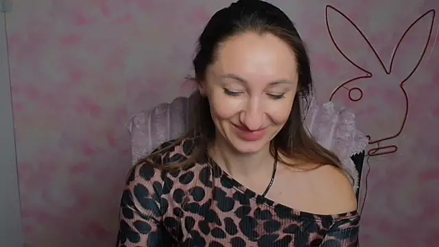 Diana_Sweeet_ élő XXX-chatje