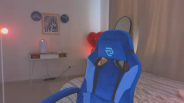 nikapie: απευθείας συνομιλία ΧΧΧ